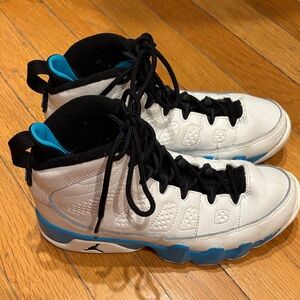 Nike Kids 4.5 Retro Jordan 9 powder blue